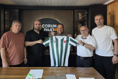 Artvinspor’un kadın voleybol projesine Bursa’dan destek