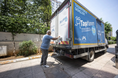 Mersin'de öğrencilere TaşıYanım desteği