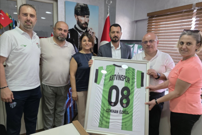 Bursa'da İş İnsanı Gökhan Özkul'dan gençlere spor yatırımı çağrısı