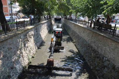 Büyükşehir’den derelerde temizlik seferberliği
