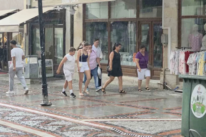 Kırklareli ve Edirne’de sağanak hayatı olumsuz etkiledi
