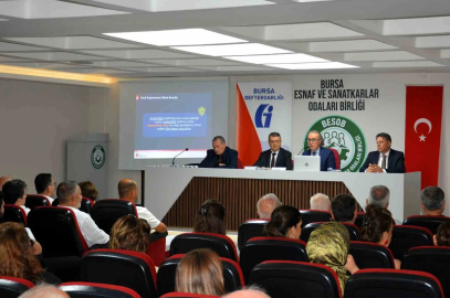 Bursa’da esnaflar vergi borçlarında düşük faizli ödeme ve taksitle ilgili bilgilendirildi
