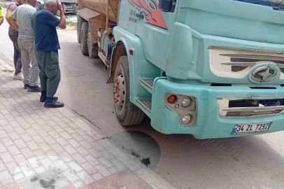 Kamyonun altında kalan bisikletli çocuk ağır yaralandı
