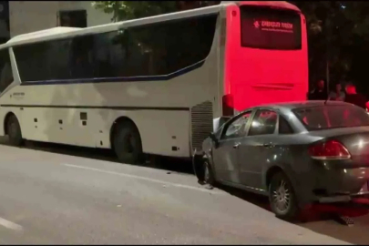 Alkollü sürücü önce duvara sonra otobüse çarptı: 2 ağır yaralı
