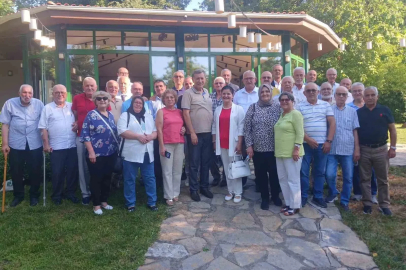Tecrübeli muhtarların duygu dolu buluşması
