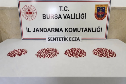 Bursa’da uyuşturucu operasyonu: Bin 98 adet sentetik ecza ele geçirildi
