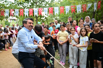 Başkan Yılmaz’dan miniklere sürpriz
