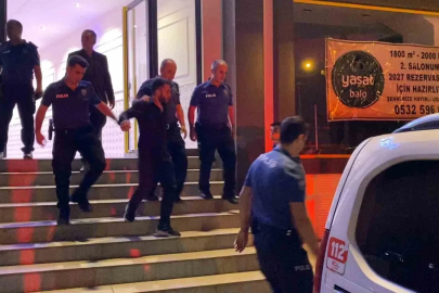 Düğünde çalınan şarkıyı beğenmeyen iki grup arası bıçaklı kavga: 3 yaralı
