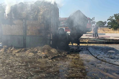 Kamyondaki balyalar alev aldı, yola devam edip aracını böyle kurtarmaya çalıştı
