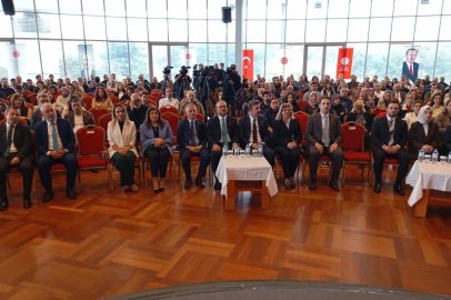 Bursa’da "İletişim Yüzyılı, Güçlü İletişim, Etkin Kamu" programı gerçekleştirildi
